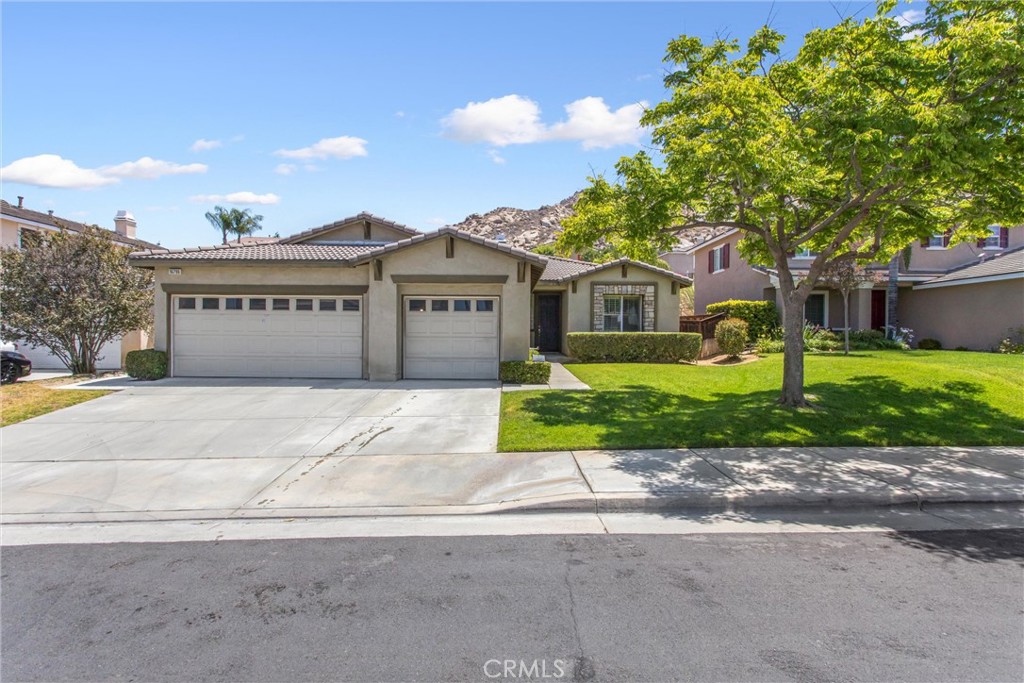 16796 Colt Way Property Photo 3