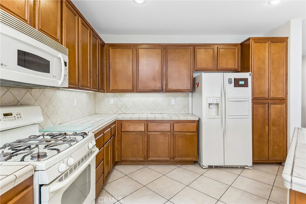 16796 Colt Way Property Photo 9