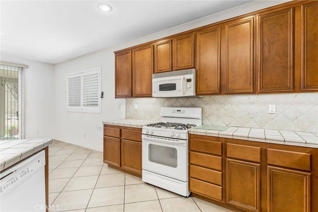 16796 Colt Way Property Photo 10