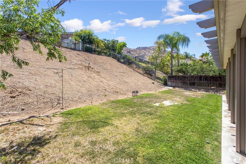 16796 Colt Way Property Photo 28