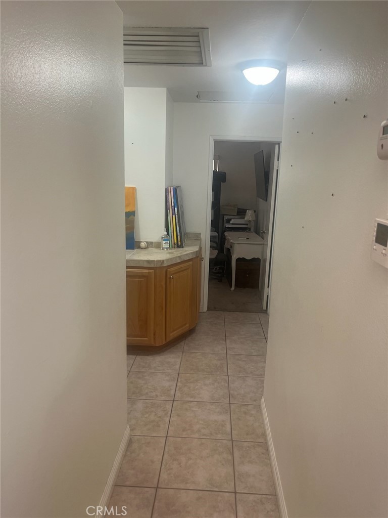 28450 Sycamore Property Photo 8