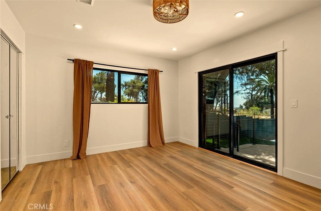 32 W Las Flores Drive Property Photo 28