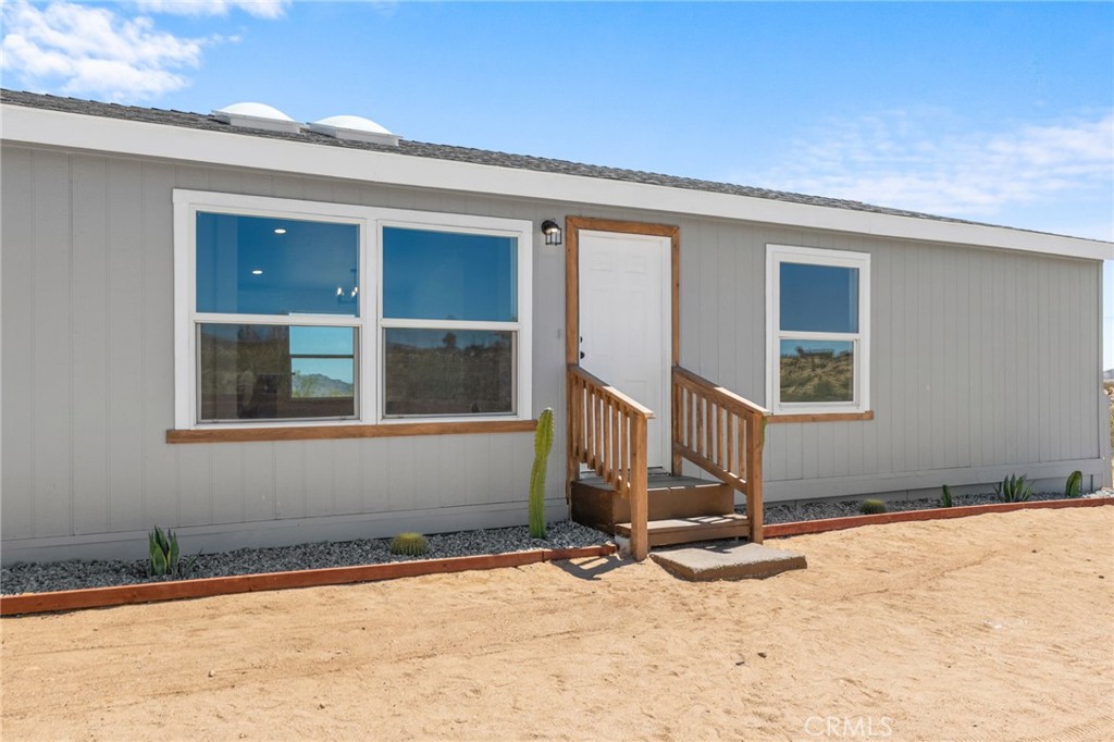 363 Delgada Avenue Property Photo 8