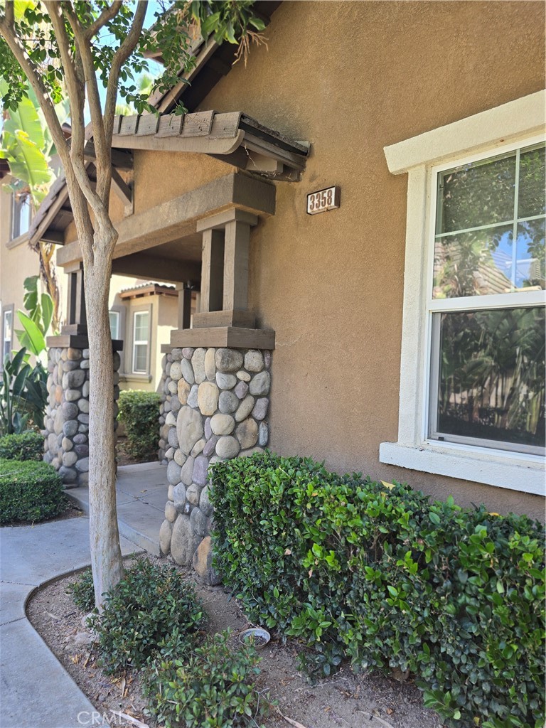 3358 Hatten Property Photo 2