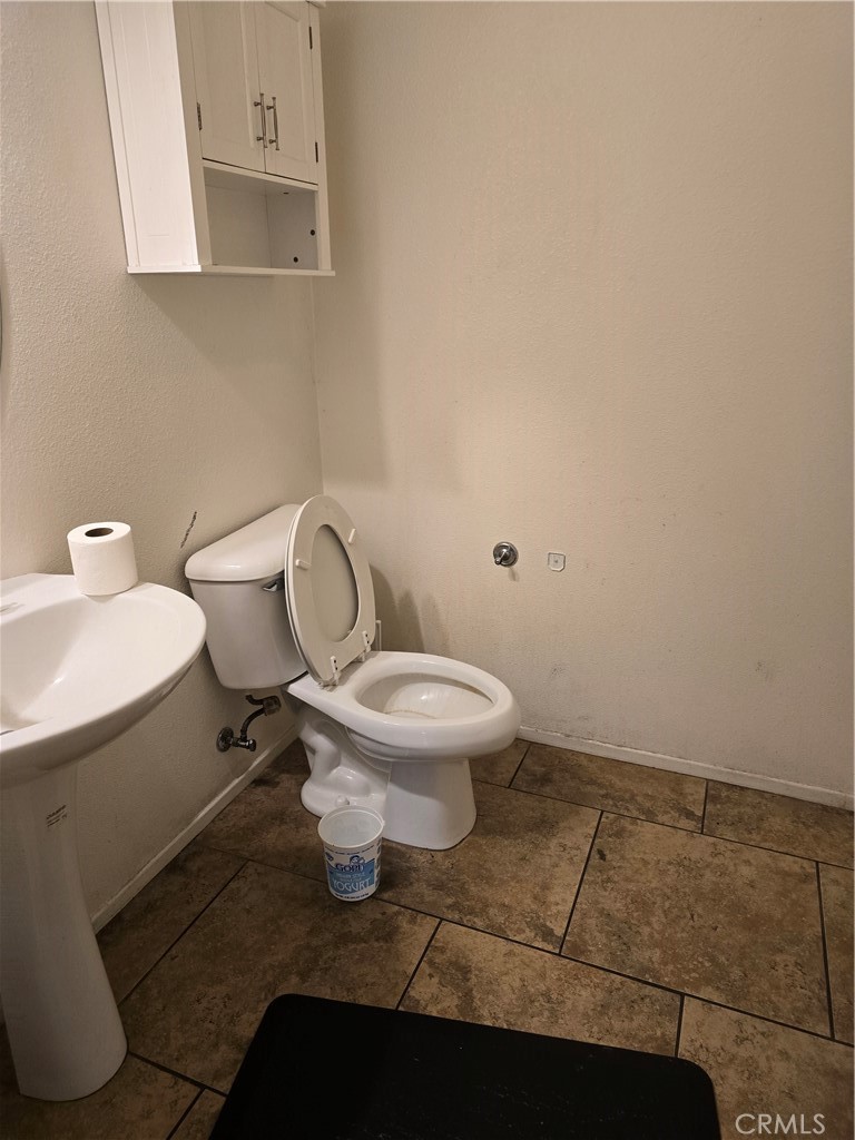 3358 Hatten Property Photo 3