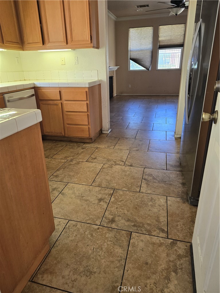 3358 Hatten Property Photo 8