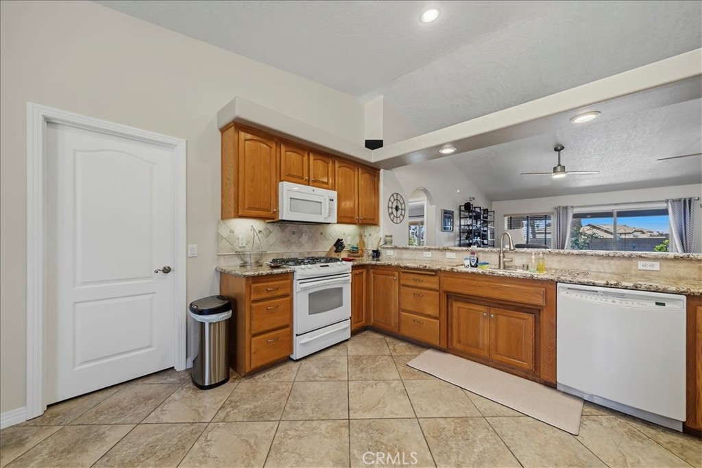 18015 Wildwood Property Photo 20