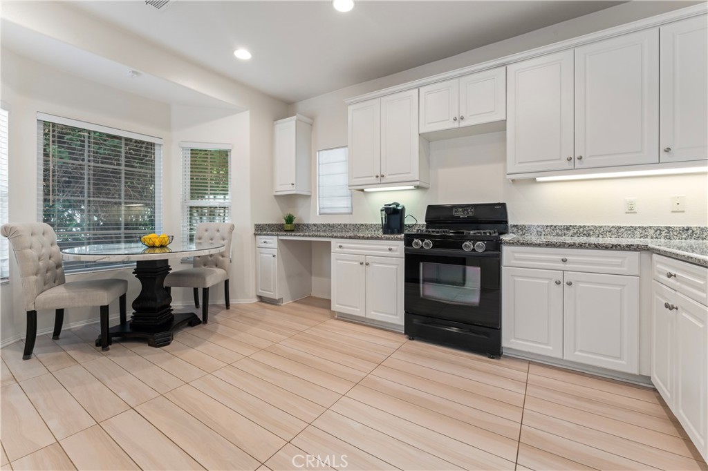 1339 Castledale Property Photo 10