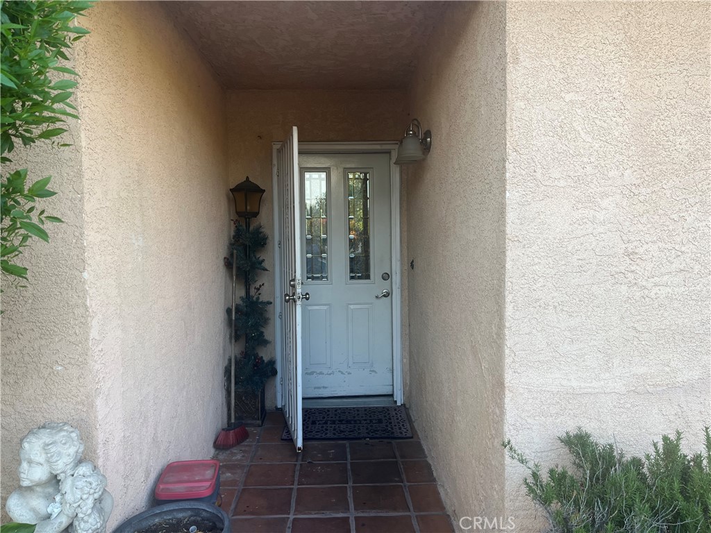 531 S Bonnie Beach Property Photo 3