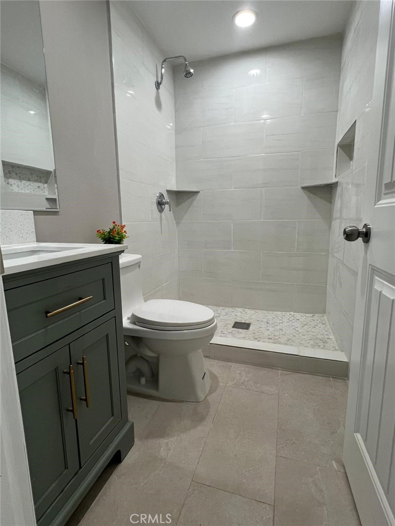 22864 Temet Property Photo 5