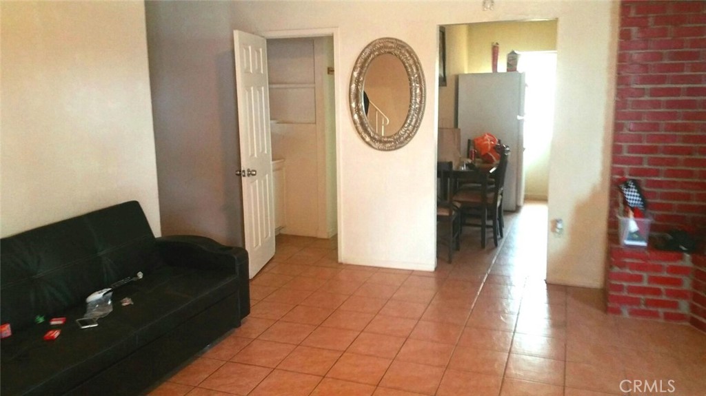 14650 Boyle Avenue Property Photo 9