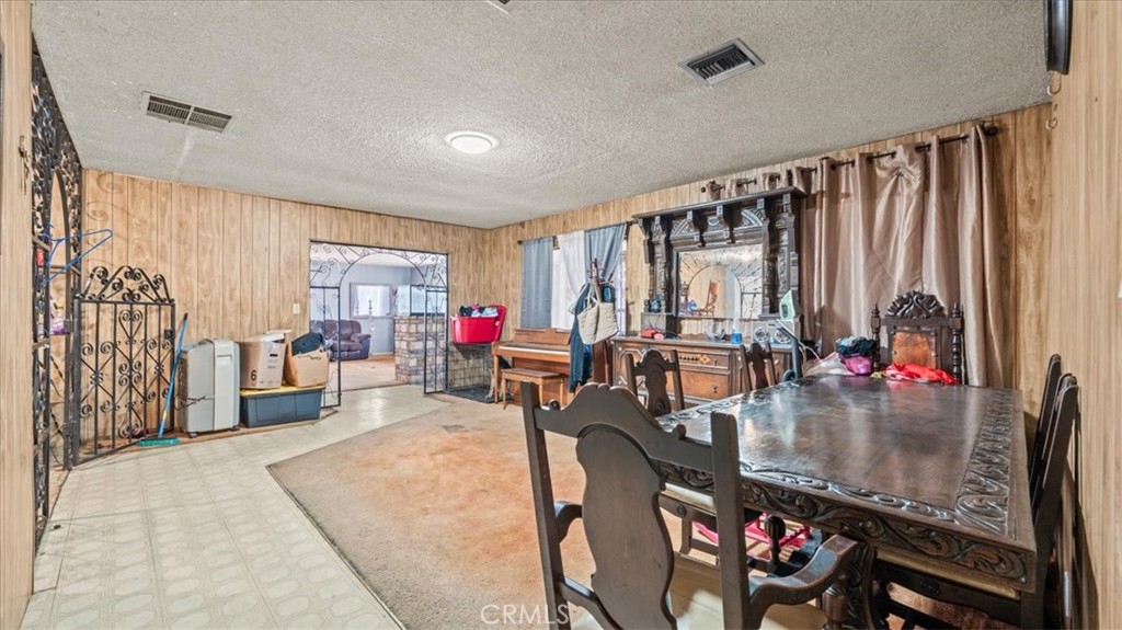 1144 S Washington Property Photo 27