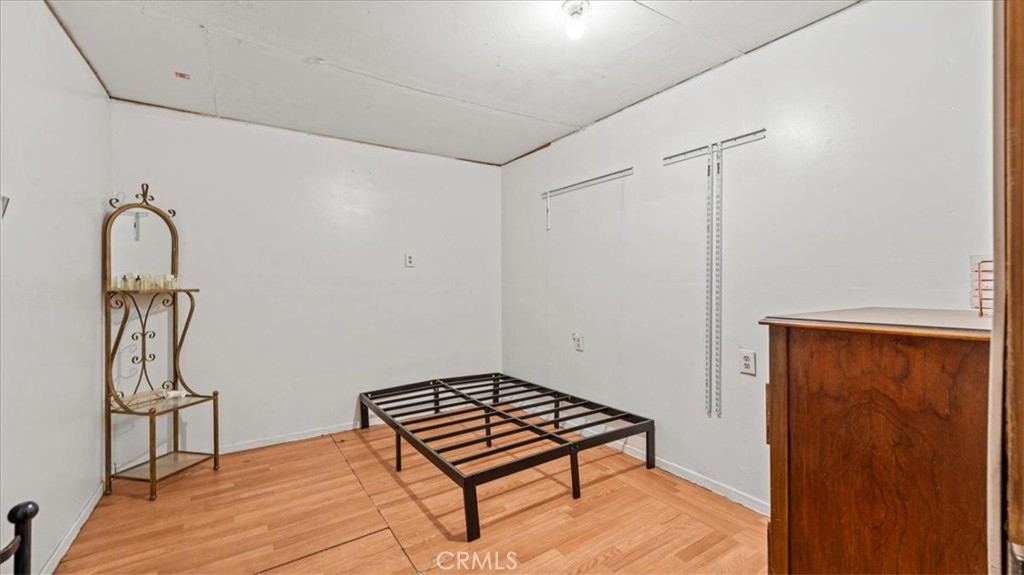 1144 S Washington Property Photo 34