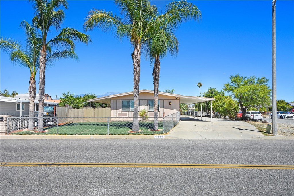 588 N Gilbert Property Photo 1