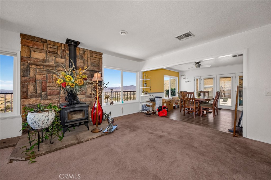 8929 Central Road Property Photo 11