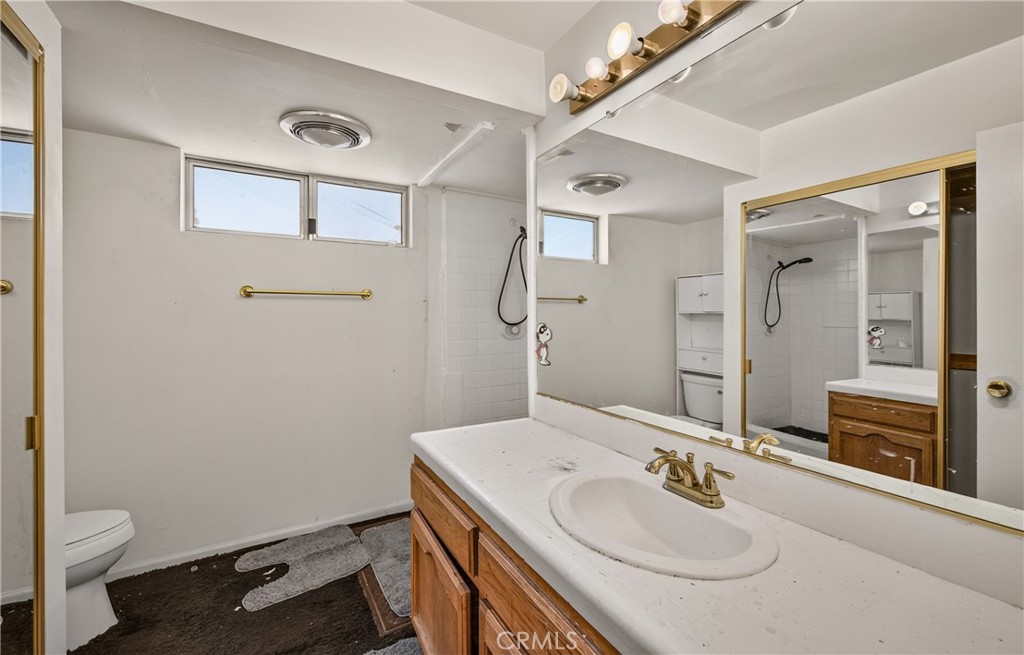 8929 Central Road Property Photo 23