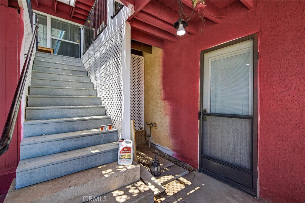 8929 Central Road Property Photo 28