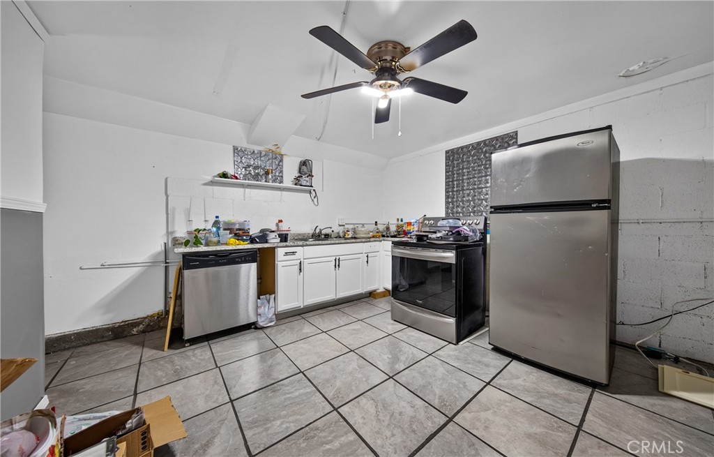 8929 Central Road Property Photo 33