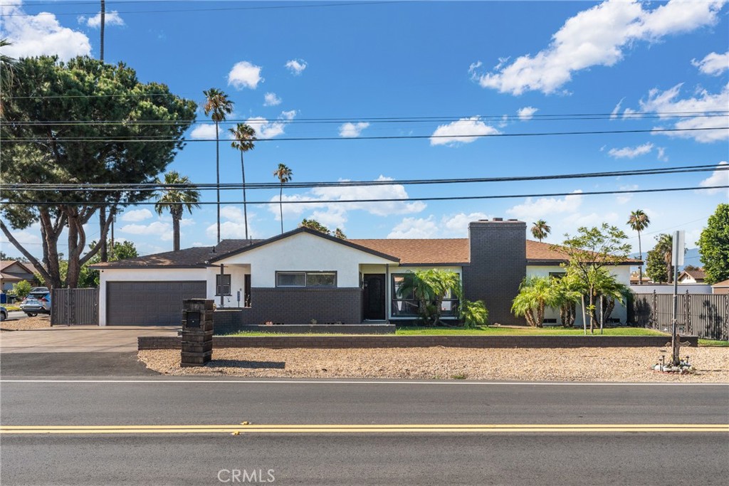 17912 Merrill Property Photo 1