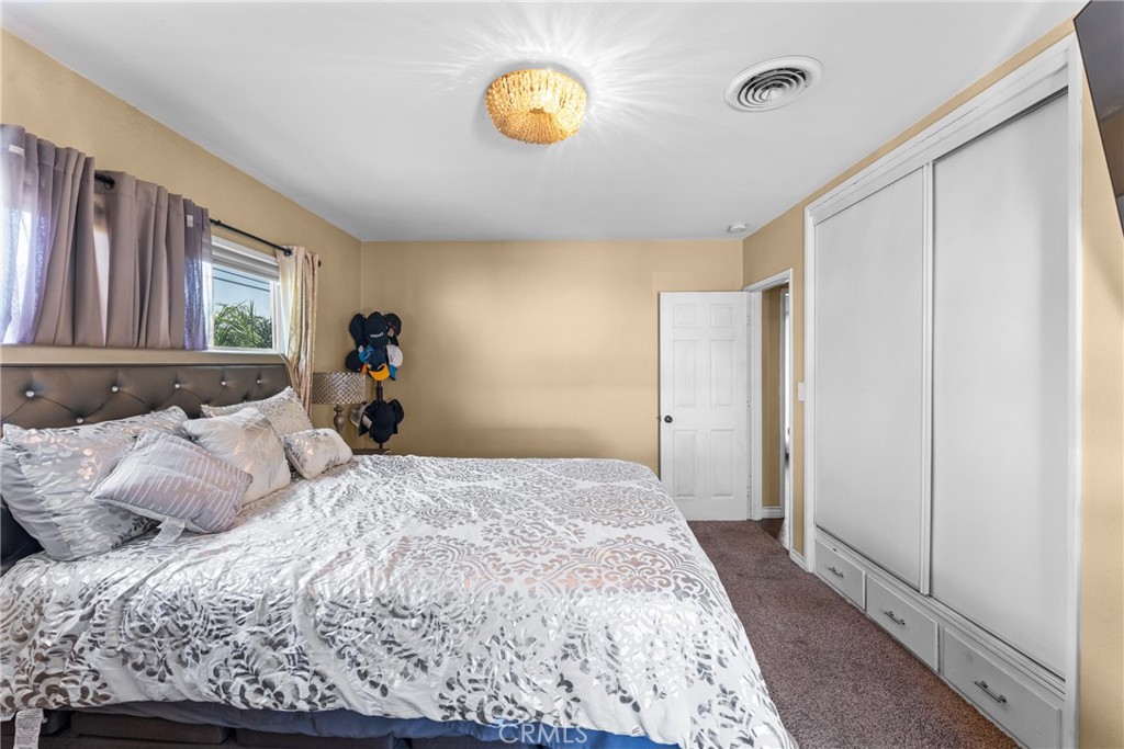 17912 Merrill Property Photo 22