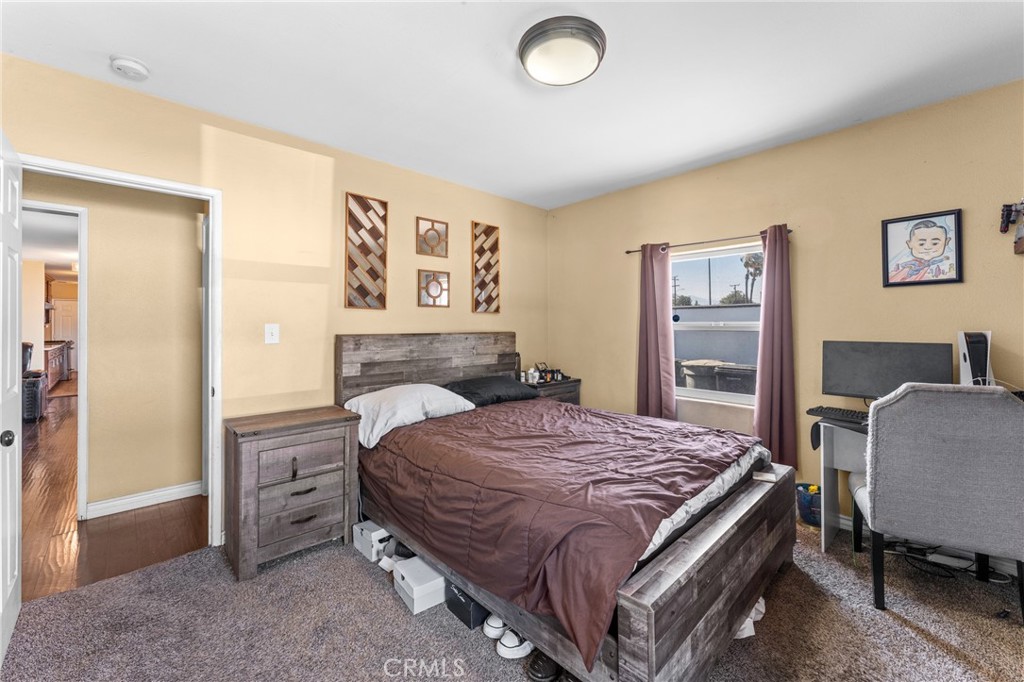 17912 Merrill Property Photo 26