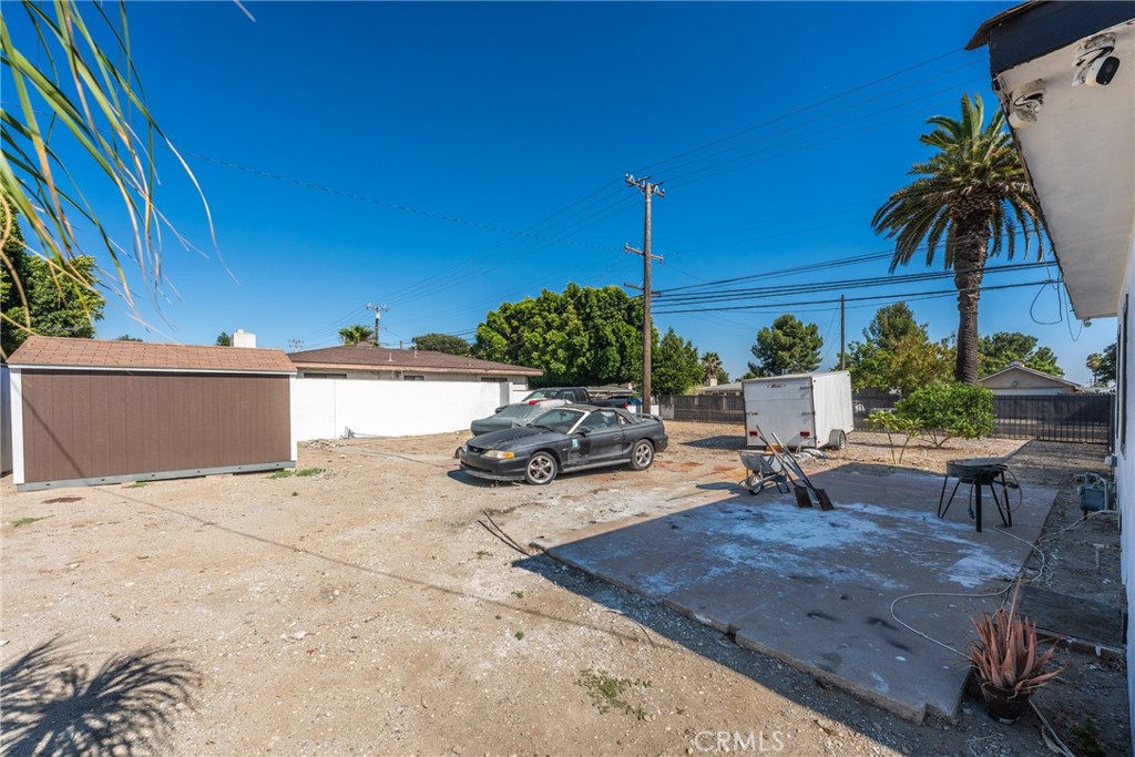 17912 Merrill Property Photo 31