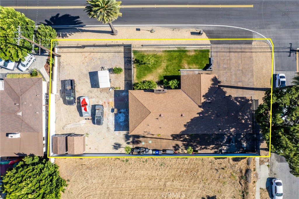 17912 Merrill Property Photo 33