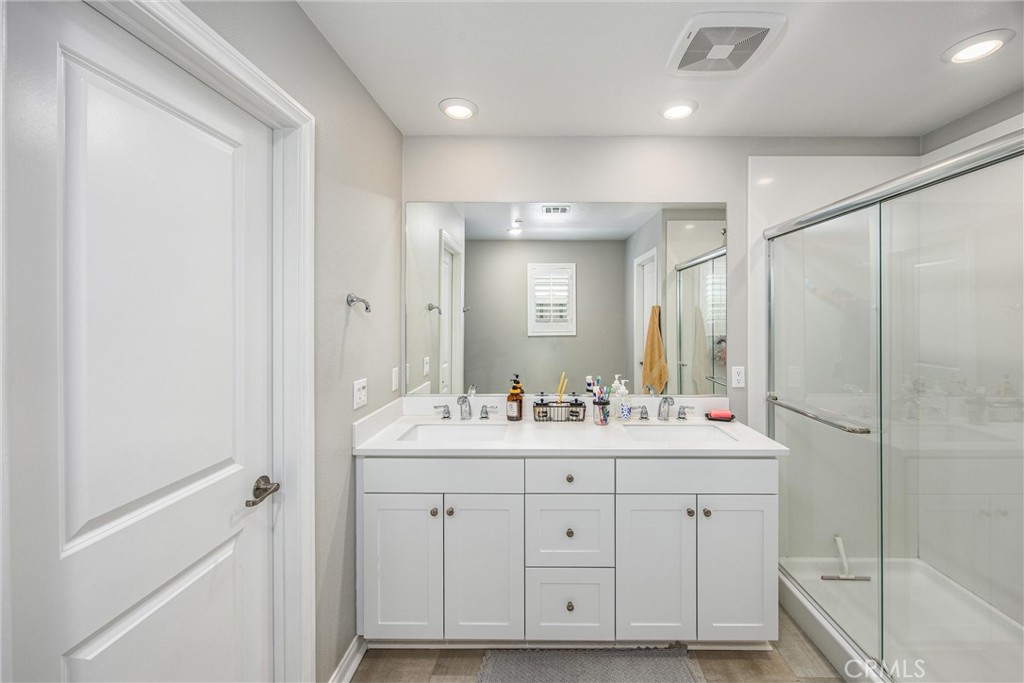 1655 Mardi Gras Property Photo 32