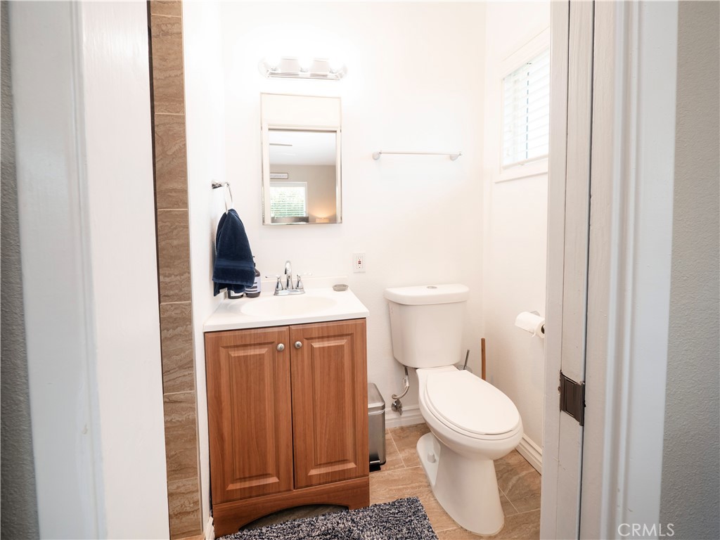 8187 Buckingham Place Property Photo 28