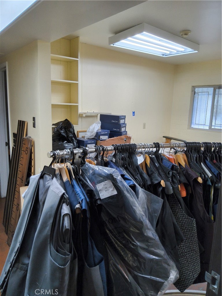 5905 Brockton Avenue Property Photo 13