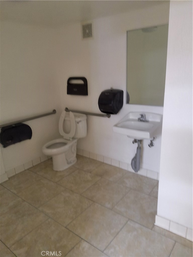 5905 Brockton Avenue Property Photo 22