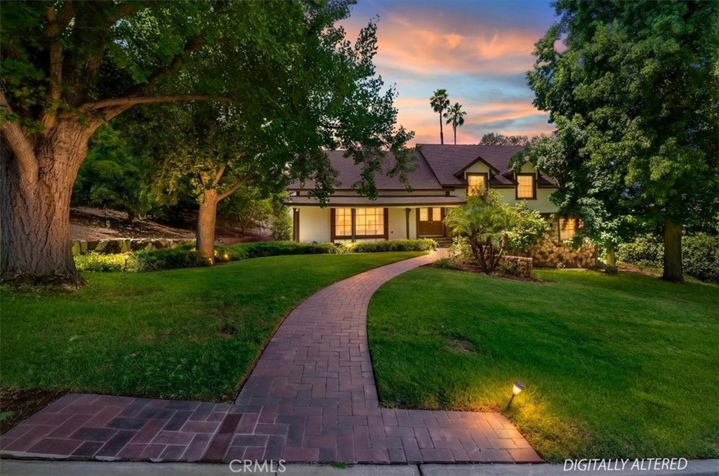 2154 Gainsborough Property Photo 1
