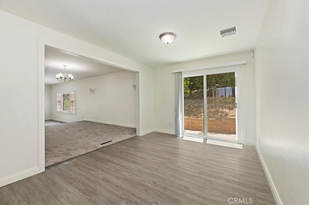 2154 Gainsborough Property Photo 19