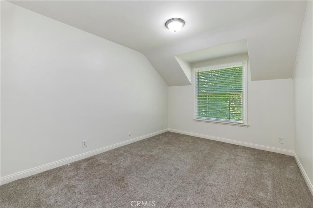 2154 Gainsborough Property Photo 30
