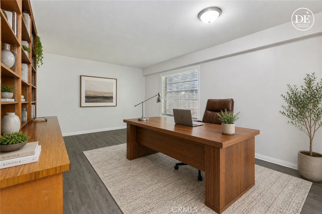2154 Gainsborough Property Photo 44