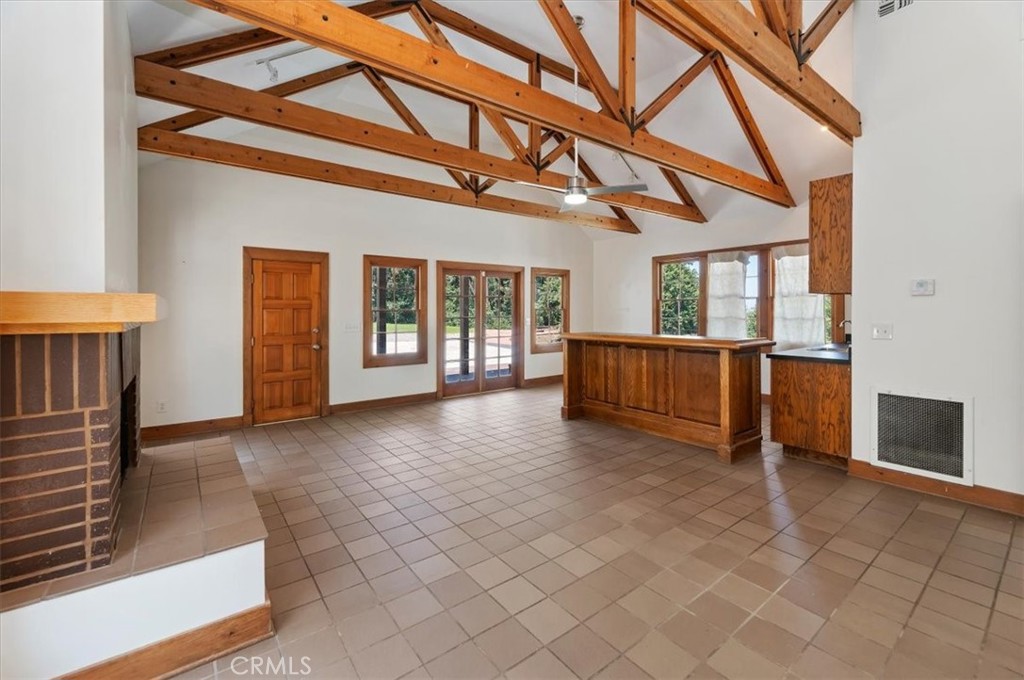 2154 Gainsborough Property Photo 49