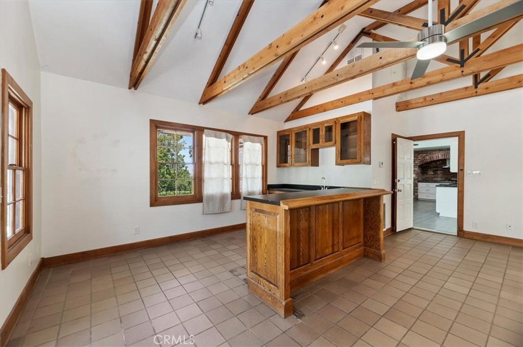2154 Gainsborough Property Photo 52