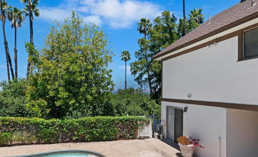 2154 Gainsborough Property Photo 63
