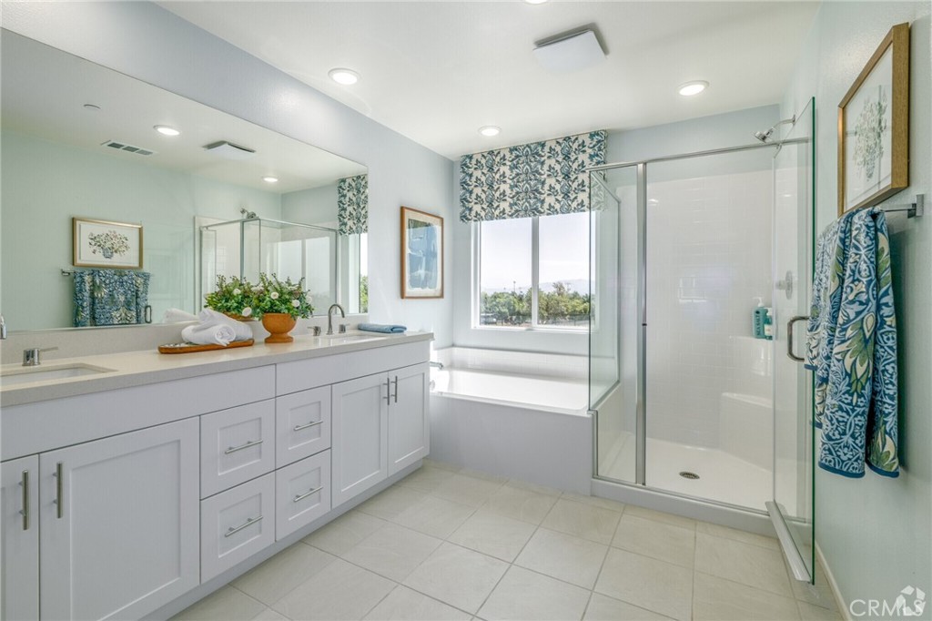 8661 Areca Lane Property Photo 13