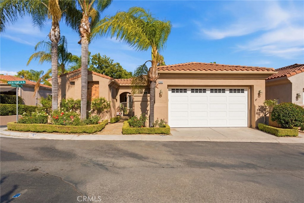 5640 Queen Palms Property Photo 2