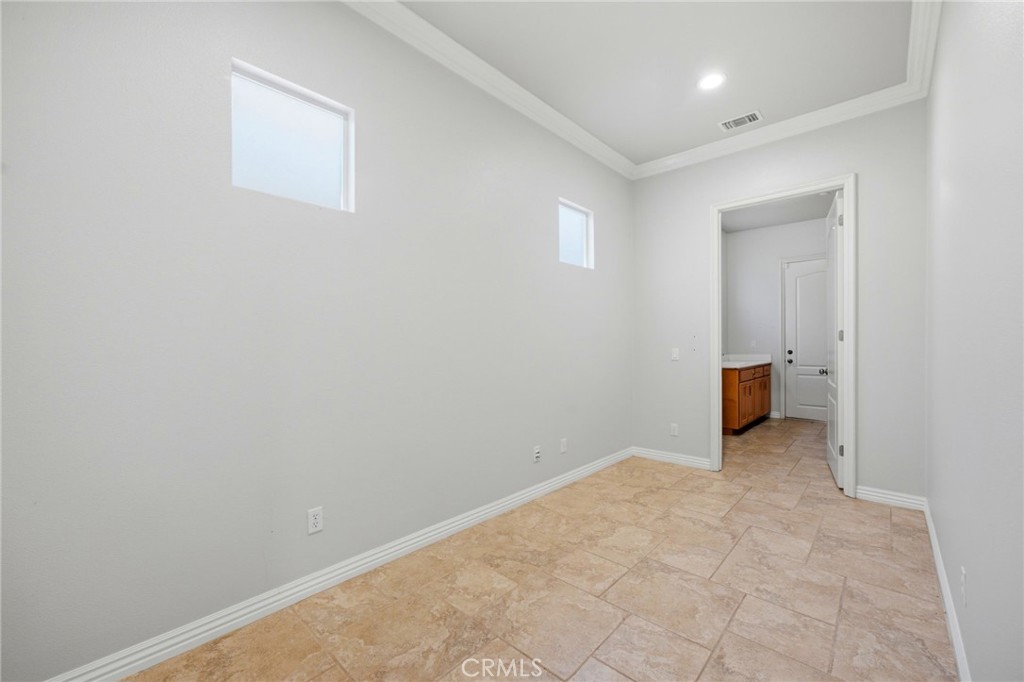 5640 Queen Palms Property Photo 33