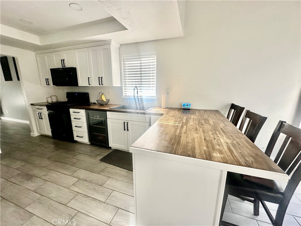 1369 Reservoir Property Photo 14