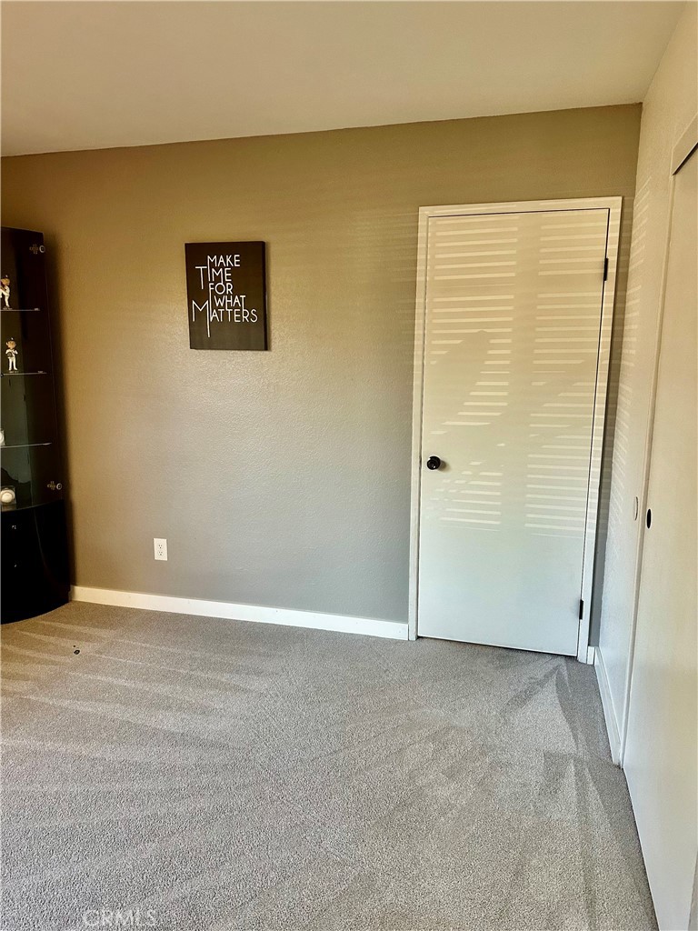 1369 Reservoir Property Photo 33