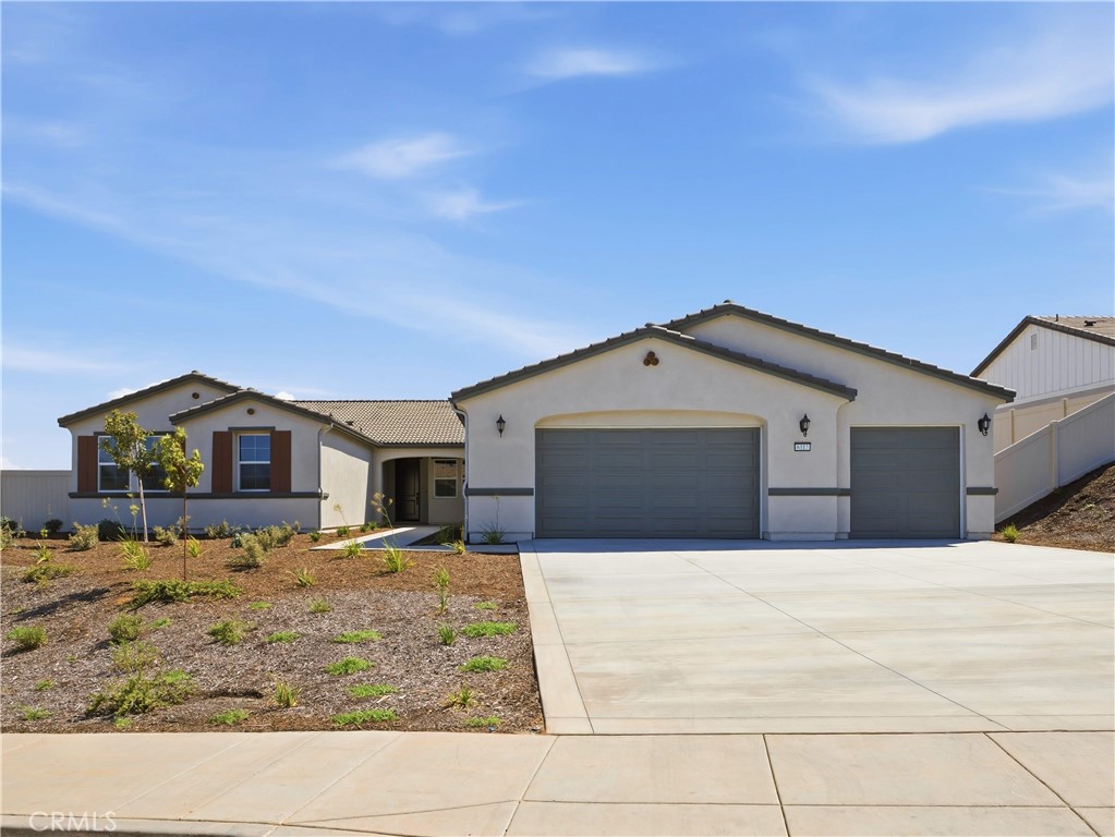 6112 Saddlehorn Lane Property Photo 1