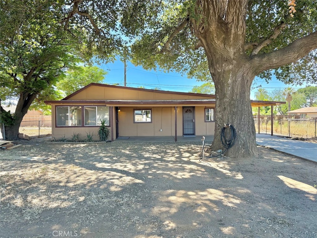 925 Chestnut Avenue Property Photo 3
