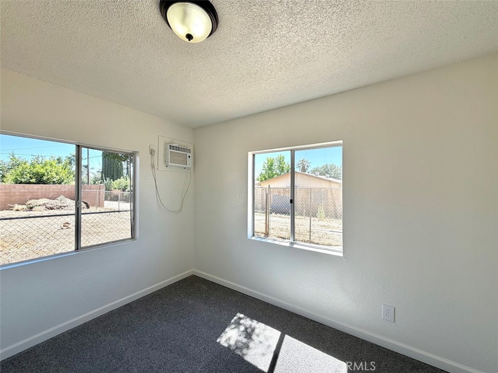 925 Chestnut Avenue Property Photo 11