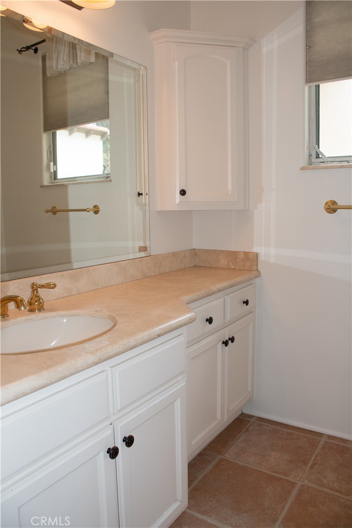 1632 Halsey Street Property Photo 33
