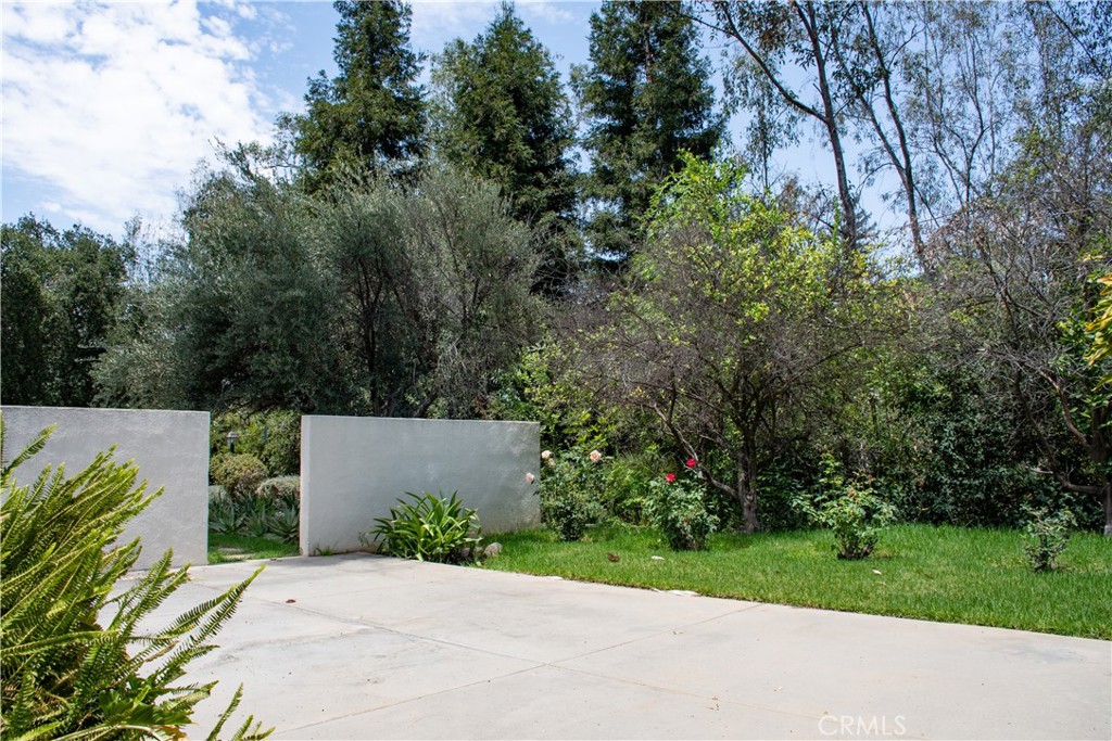 1632 Halsey Street Property Photo 64