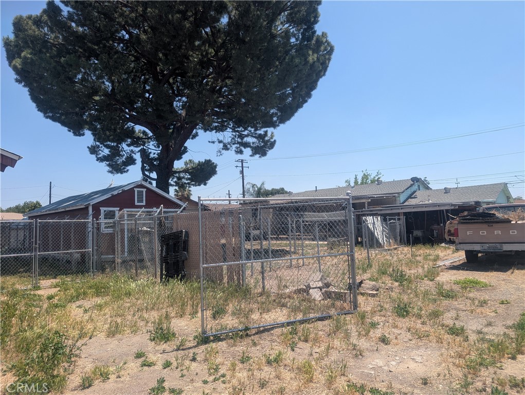32260 Avenue E Property Photo 11