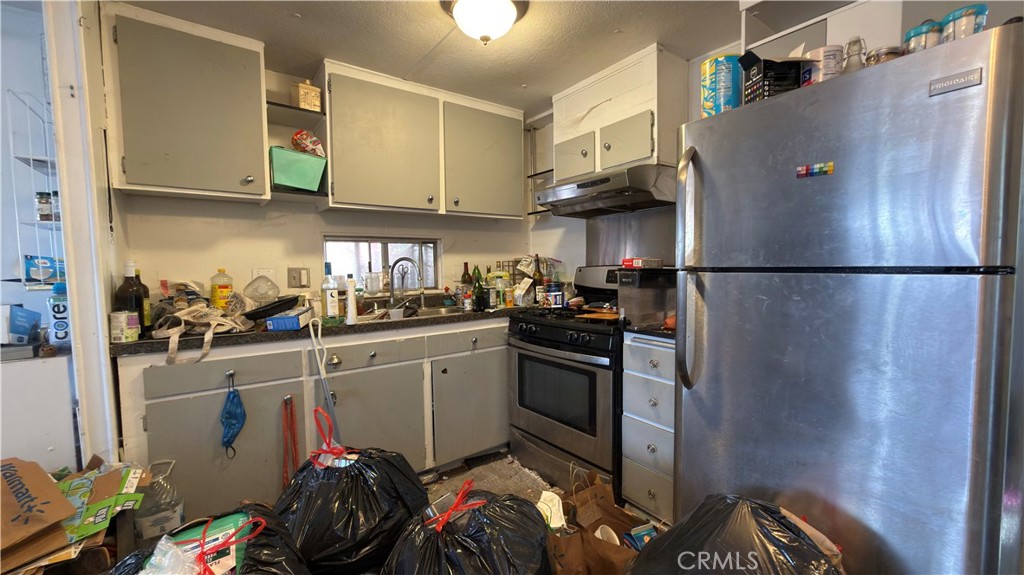 27 Jupiter St Property Photo 9